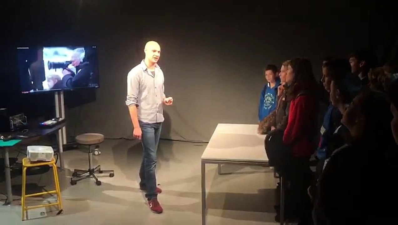 Fête de la Science à l'IUT de Saint-Dié-des-Vosges : les élèves découvrent l'utilisation d'un décor 3D virtuel