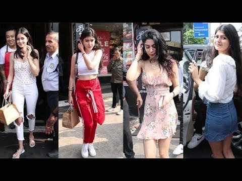 SPOTTED: Ananya Panday, Khushi Kapoor, Shanaya Kapoor & Anjini Dhawan at Bastian | SpotboyE