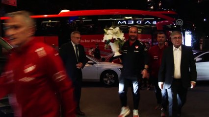 Milli takımdan Dorukhan Toköz'e geçmiş olsun ziyareti - İSTANBUL