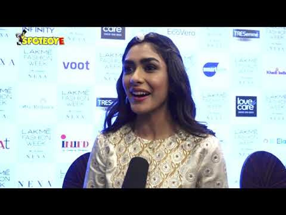 Lakme Fashion Week 2019: Mrunal Thakur Walks The Ramp For The Label Aavaran By Designer Alka Sharma