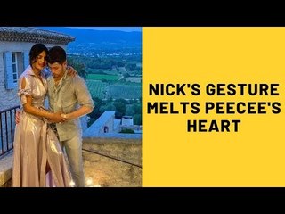 Nick Jonas Gestures “I Love You” On-Stage While In Concert; Melts Priyanka Chopra’s Heart