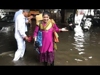 Mumbai Rains: Renuka Shahane Gets Stuck In Water; Hails Mumbai Spirit | SpotboyE