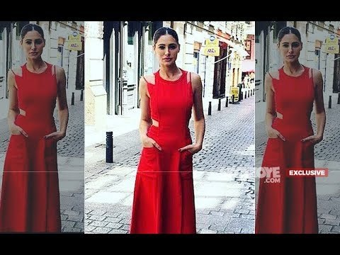 Nargis Fakhri Injures Her Leg After A Fall In New York | SpotboyE