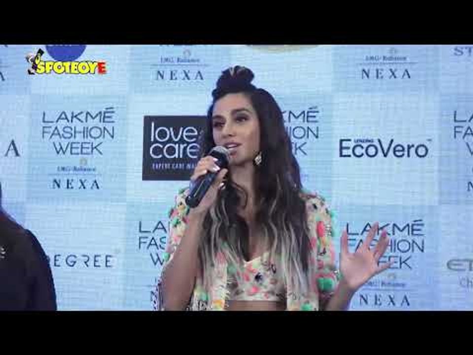 Lakme Fashion Week 2019: Shibani Dandekar And Farhan Akhtar Walk The Ramp For Payal Singhal