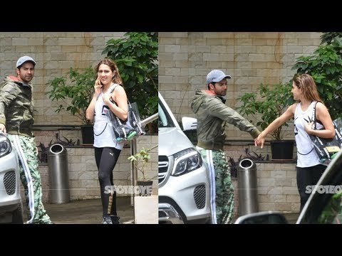 Coolie No 1 Pair Varun Dhawan-Sara Ali Khan Wear Their Dancing Shoes | SpotboyE