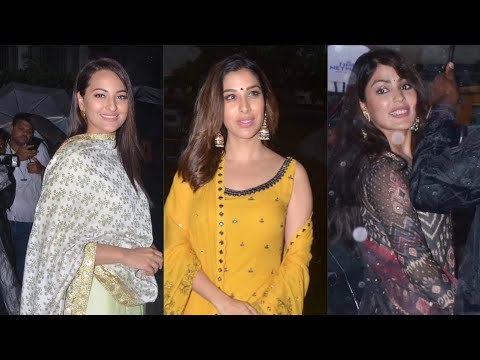 Ganesh Chaturthi 2019: Sonakshi Sinha, Rhea Chakraborty, Sophie Choudry Visit Arpita Khan's home