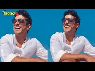 Farhan Akhtar's reaction to the video of a Bengaluru man's 'moonwalk' over potholes | SpotboyE
