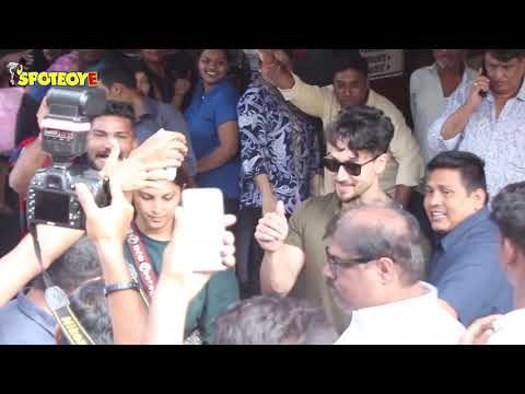 Tiger Shroff and Hrithik Roshan Promote War at Gaiety Galaxy | SpotboyE
