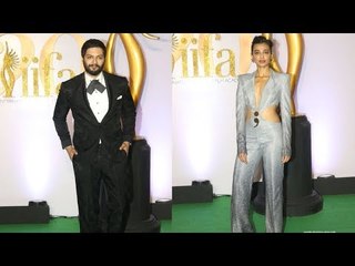 IIFA Rocks 2019 Hosts Ali Fazal, Radhika Apte Makes A Glamourous Entry | SpotboyE