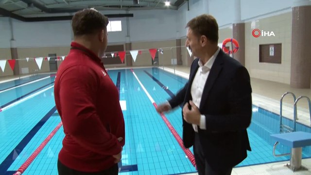 Dünya Şampiyonu güreşçi Rıza Kayaalp’in ismi spor salonuna verildi