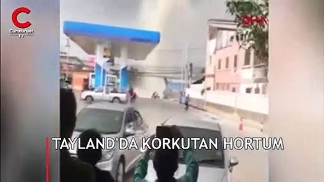 Hortum büyük paniğe yol açtı! O anlar kamerada