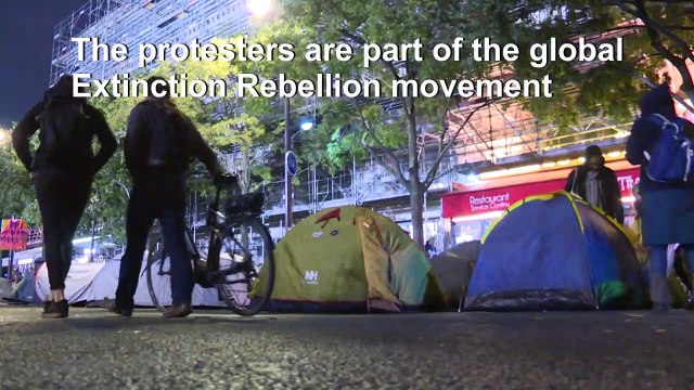 Paris climate activists camp overnight in Extinction Rebellion protests