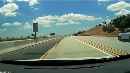 Effrayant : quand tu croises une voiture à contresens sur l'autoroute !