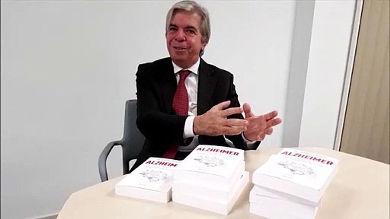 Le professeur Bruno Dubois, spécialiste d'alzheimer, explique l'intérêt des travaux de recherche  récompensés par le prix Claude Pompidou 2019 à Belfort