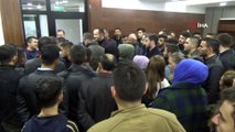 Ülkü Ocakları üyelerinden CHP’li meclis üyesine protesto