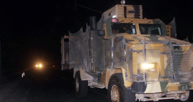 Suriye sınırına sevkiyat! Askeri konvoy sınıra korna ve sirenlerle geldi