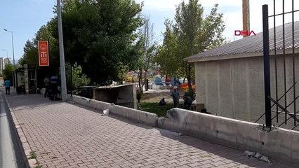 Kayseri otomobile çarpan kamyon lunapark bahçesine devrildi 5 yaralı