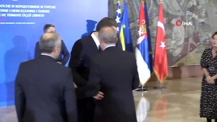 - Erdoğan, Üçlü Zirve öncesi aile fotoğrafı çekildi