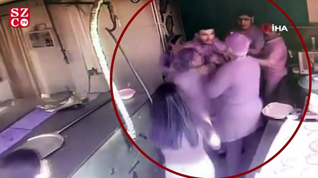 Bakırköy'de bir kafede yaşanan dehşet anları kameralara yansıdı