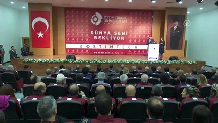 Bakan Selçuk: "İnsan beynine yazılım yüklenen bir çağa doğru gidiyoruz"