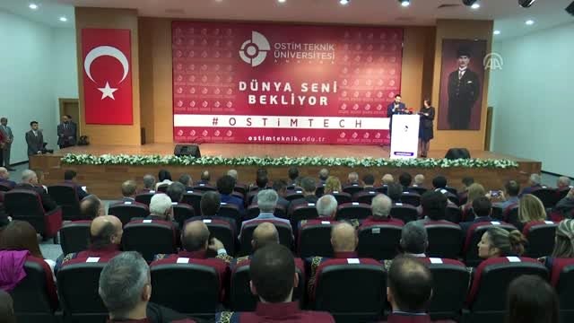 Bakan Selçuk: İnsan beynine yazılım yüklenen bir çağa doğru gidiyoruz