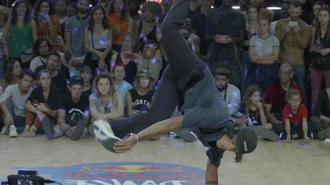 Coulisses - Danseurs contre danseurs