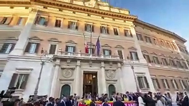 Taglio parlamentari è legge, Di Maio Promessa storica mantenuta (08.10.19)