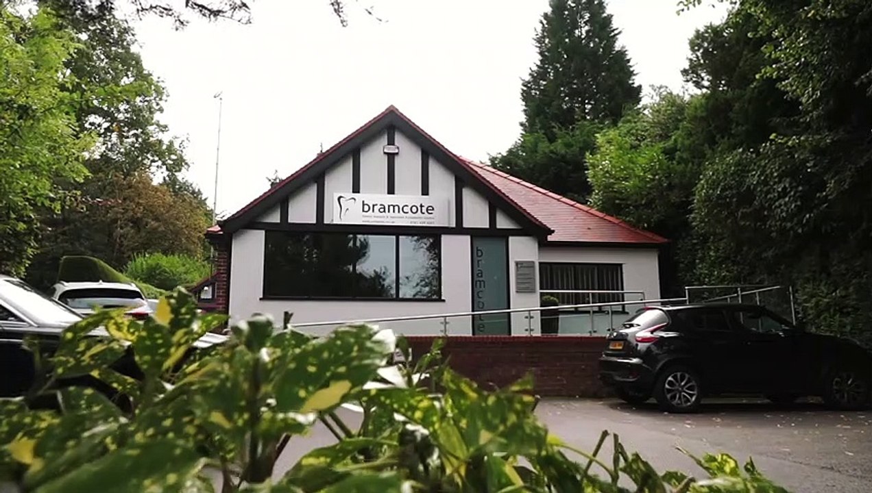 ONPAR EXCLUSIVE visit to Bramcote Dental Implant & Specialist Endodontic Centre