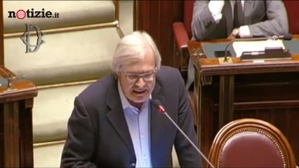 Télécharger la video: Taglio parlamentari, Sgarbi durissimo: il M5s ha stuprato il parlamento | Notizie.it | Notizie.it