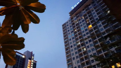 Bangkok, Thailand, perpect swimming pool in the condo !