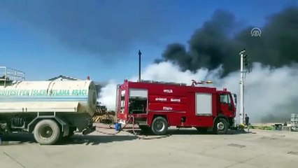 Serik'te soğuk hava deposunda yangın (2) - ANTALYA