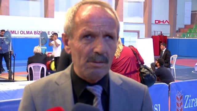 Spor görme engelli halterciler, türkiye şampiyonası'nda podyuma çıktı