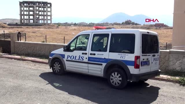 Kayseri tartıştığı eşini öldürüp, polisi aradı