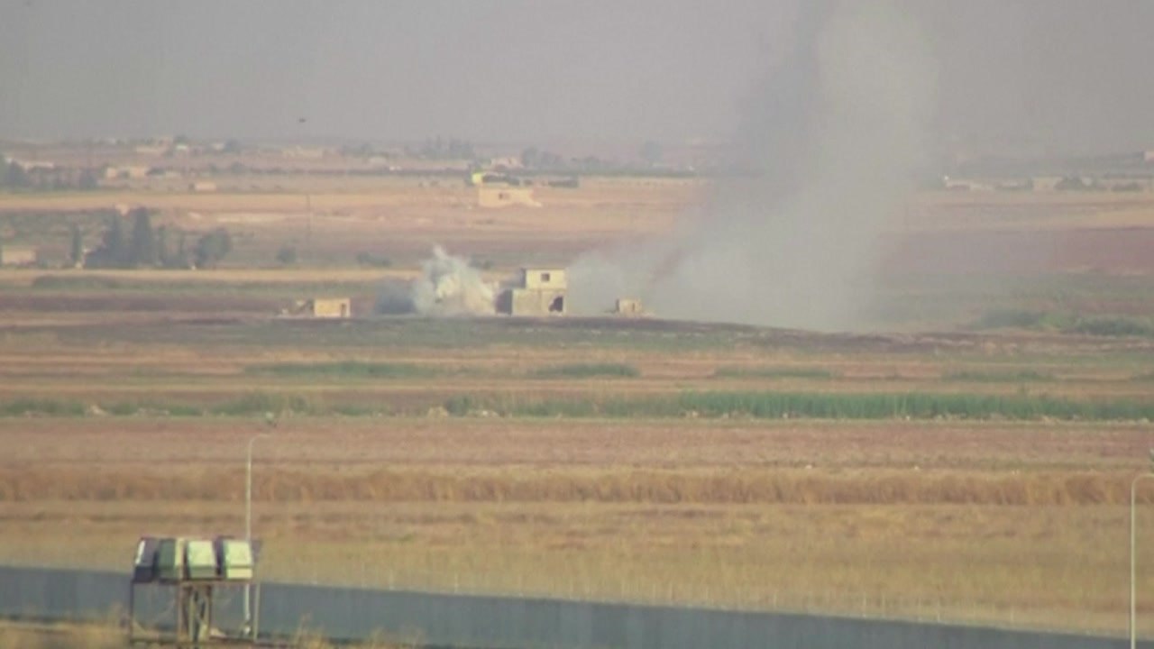 터키군, 쿠르드 민병대 겨냥 작전 돌입...에르도안 대통령 "작전 개시" / YTN