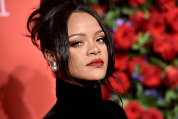 Rihanna Opens up About Refusal to Perform at 2018 Super Bowl