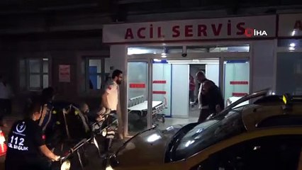 Kendisini döven babasını 5 yerinden bıçakladı, okul kıyafeti ile gözaltına alındı