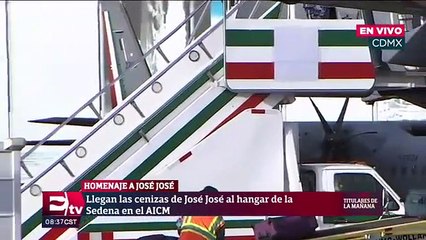 Familiares de José José a la espera de los restos del cantante
