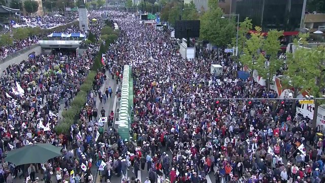 한글날 '조국 규탄' 보수 성향 단체 도심 집회...여의도에선 '조국 지지' 문화제 / YTN
