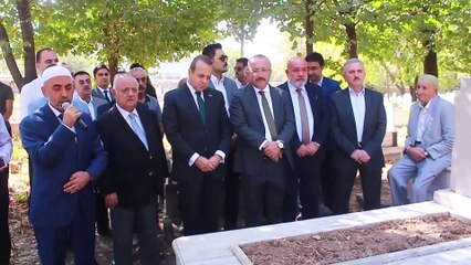Eski Siirt Belediye Başkanı Bağış mezarı başında anıldı - SİİRT