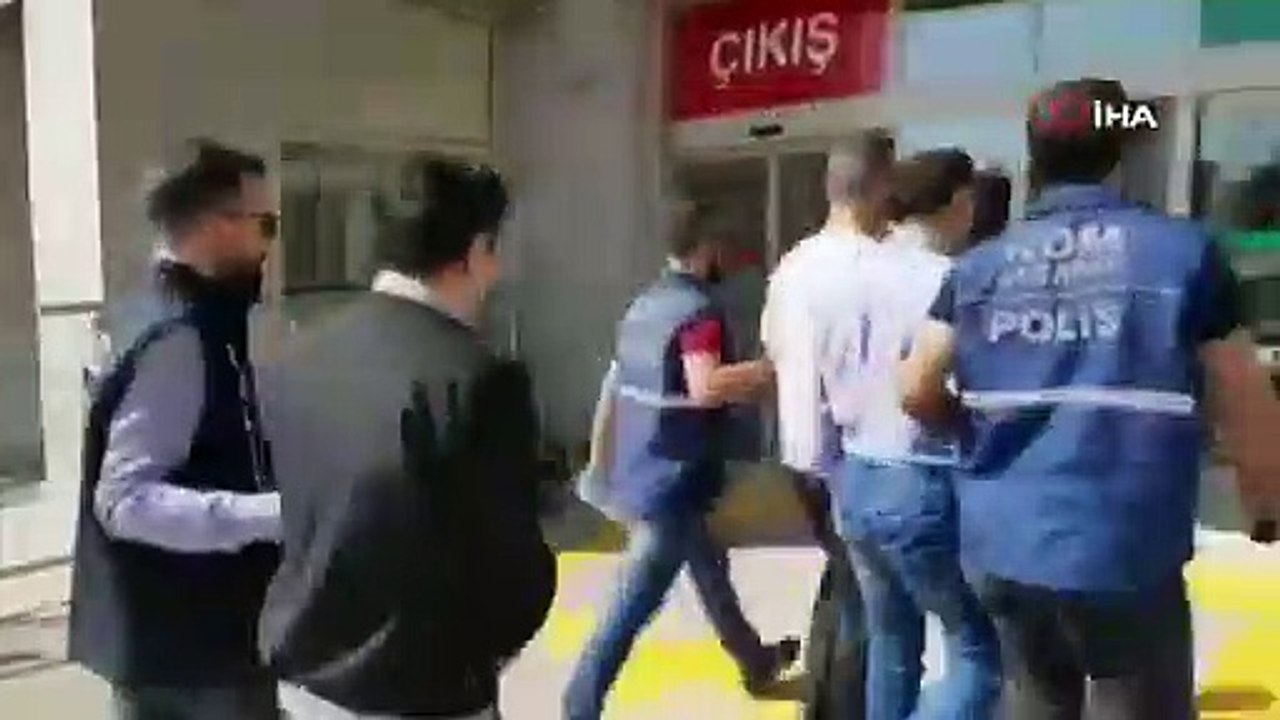 Aksaray ve İstanbul’da kaçak cep telefonu operasyonu: 2 tutuklama