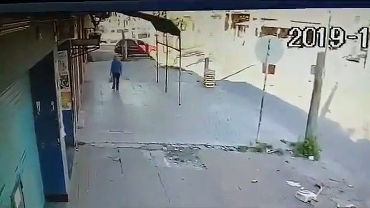 Robaron un camión de caudales de la puerta  de un banco Supervielle en La Matanza