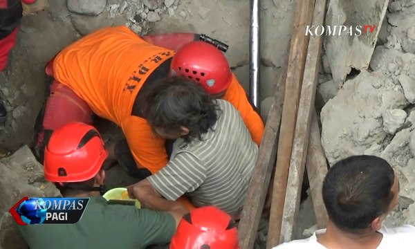 2 Orang Tertimbun Longsoran Fondasi Proyek RSUD Sleman
