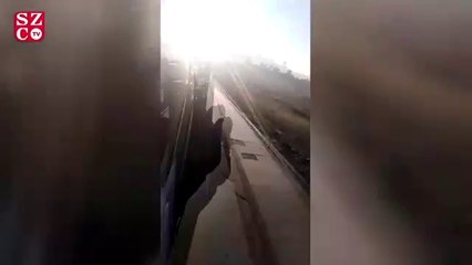 Dolmuş kapısında tehlikeli yolculuk