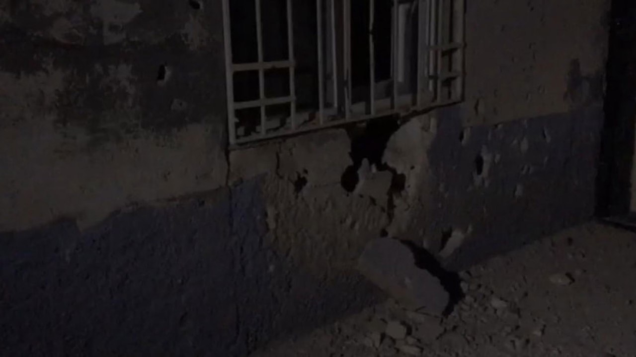 tv100, Akçakale'de havan mermisi isabet eden eve girdi