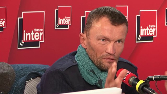 Sylvain Tesson : Au Tibet, on s'installe dans un territoire parfois lugubre et fantomatique, avec du mal à respirer, mal à la tête. Ces désagréments physiques disparaissent avec l'espérance que quelque chose apparaisse