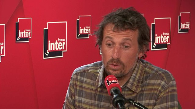 Le photographe Vincent Munier : C'est un paradoxe de montrer des endroits non anthropisés, où il peut y avoir un tourisme qui pourrait porter préjudice à ces animaux. Je suis en mutation à ce niveau, je réduis mes voyages pour essayer d'être cohérent.