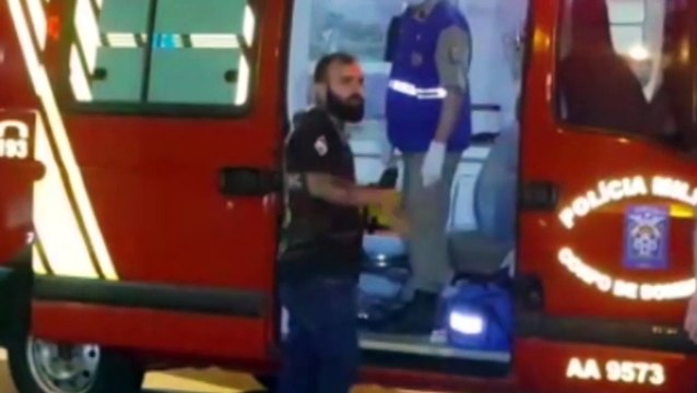 Colisão entre carro e moto mobiliza equipe do Siate no Centro