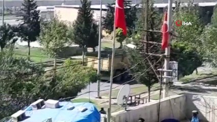 Suriye sınırında zırhlı araçla mehteranlı devriye