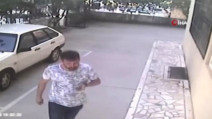 Adana'da hırsızlar çaldıkları kasayı forkliftle taşıdılar...O anlar kameraya yansıdı