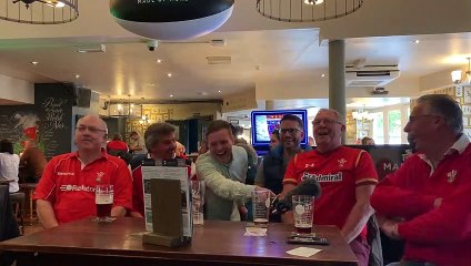 A Rugby Lunch Break At The Owain Glyndwr!